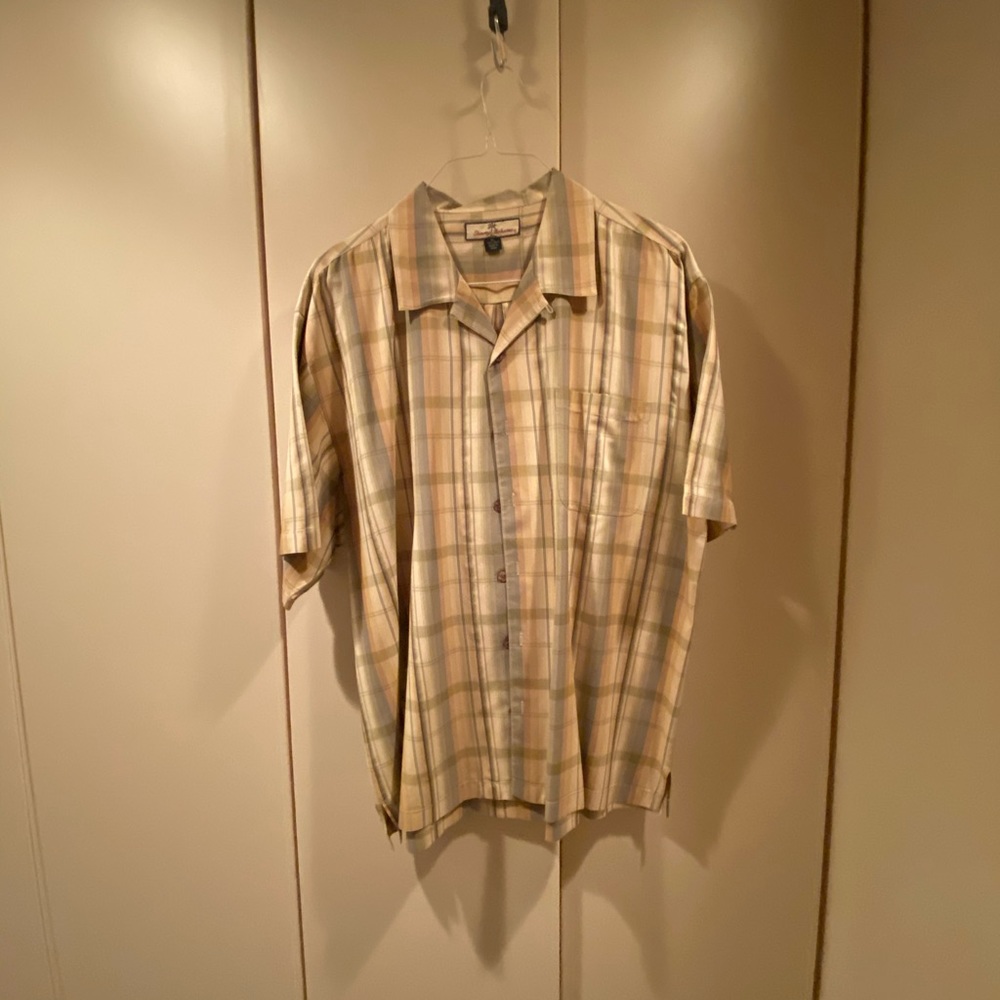 Tommy Bahama - Men’s Hawaiian Shirt